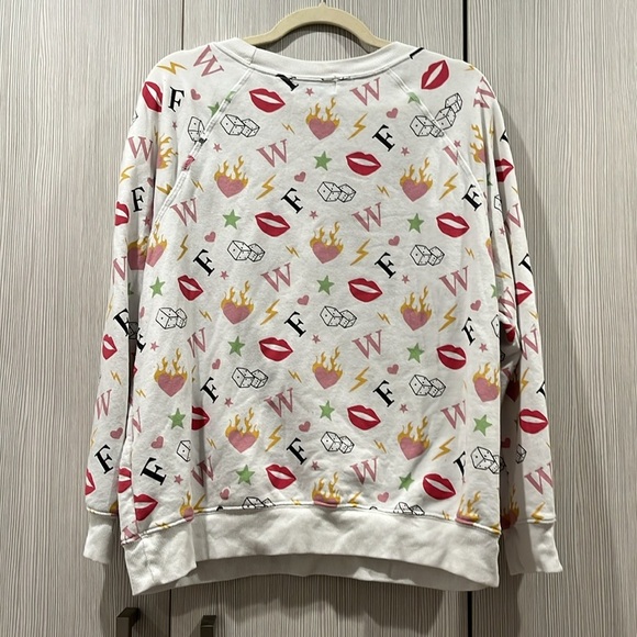 Wildfox | Charmed Sommers‎ White Print Sweatshirt Lips Dice Stars | Size XL - Picture 4 of 13